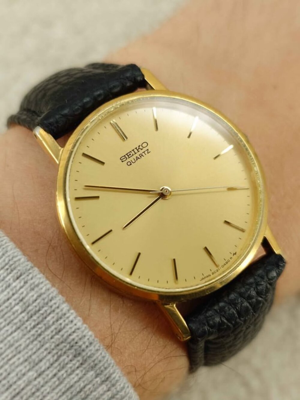 Seiko Men's Quartz Watch 2C21 Gold Dress Minimalist Vintage JDM 32mm New Battery
